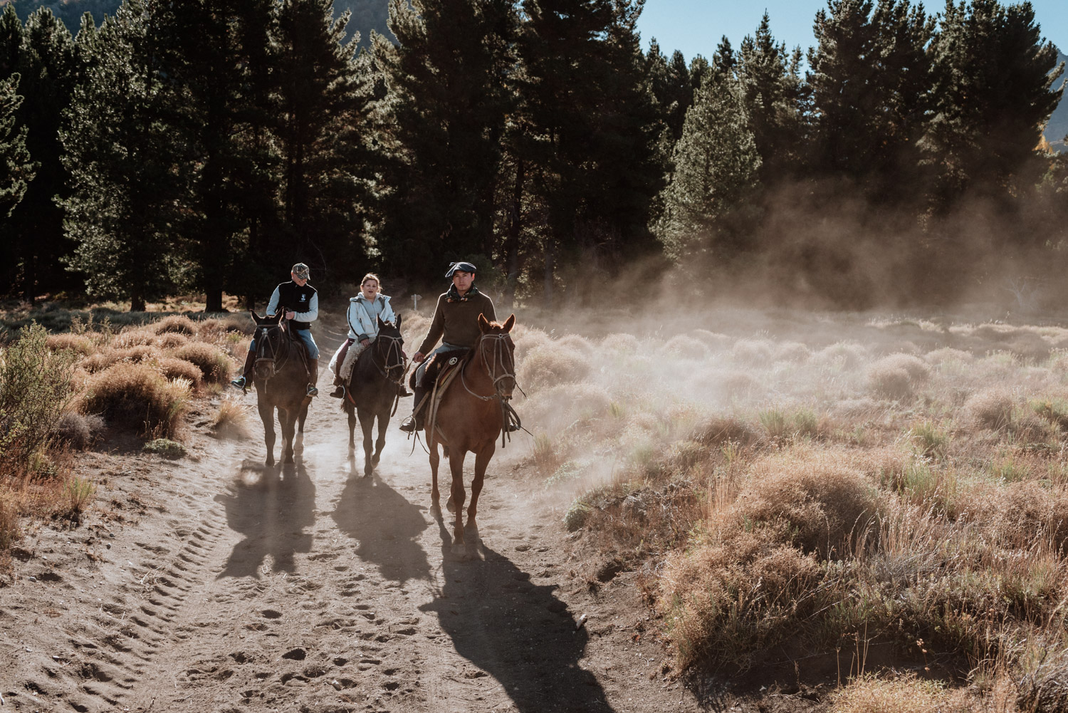 cabalgatas en villa la angostura