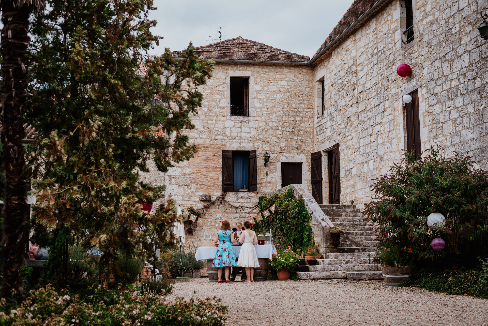 elopement wedding in french castle